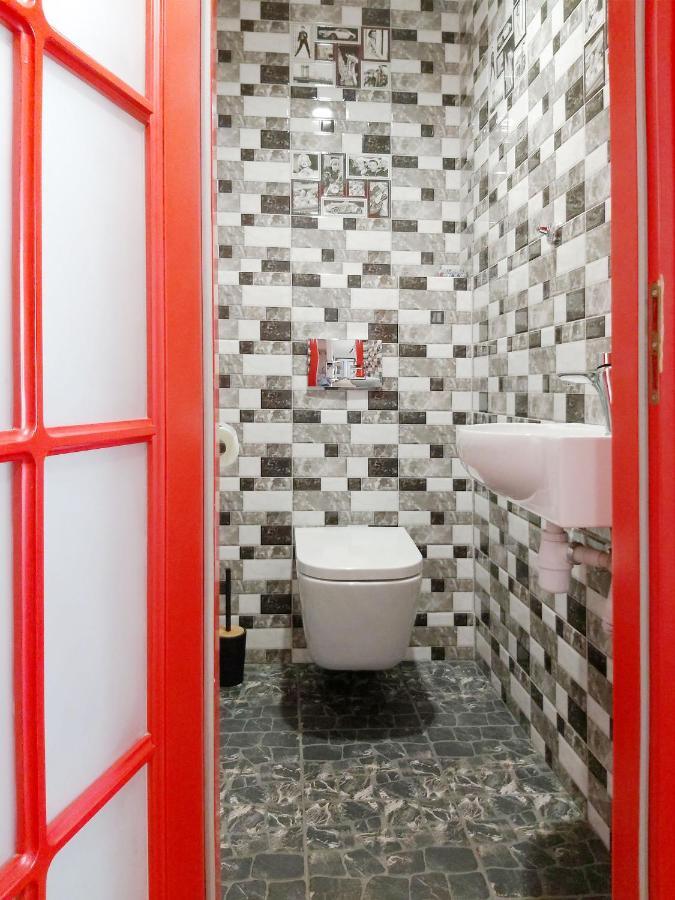 Monro Apartment Λβιβ Εξωτερικό φωτογραφία